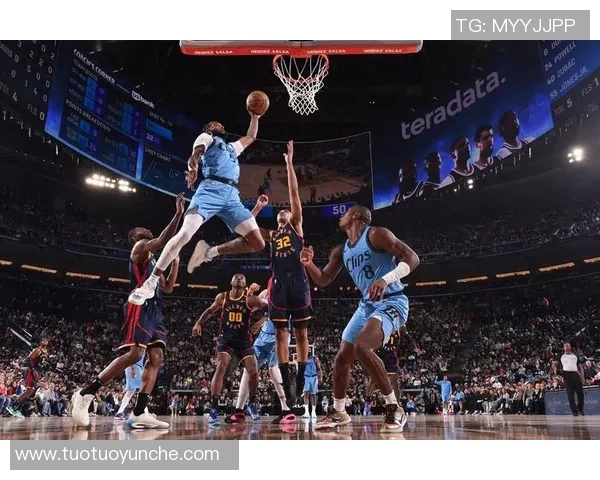 勇士与快船激战正酣直播玩球精彩瞬间不容错过